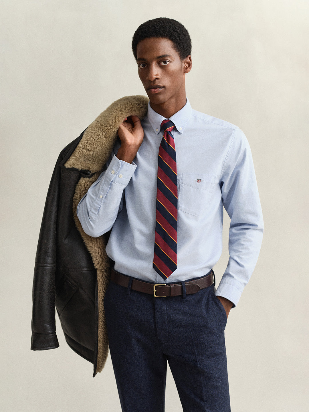 GANT Men Blue Regular Fit Classic Oxford Shirt