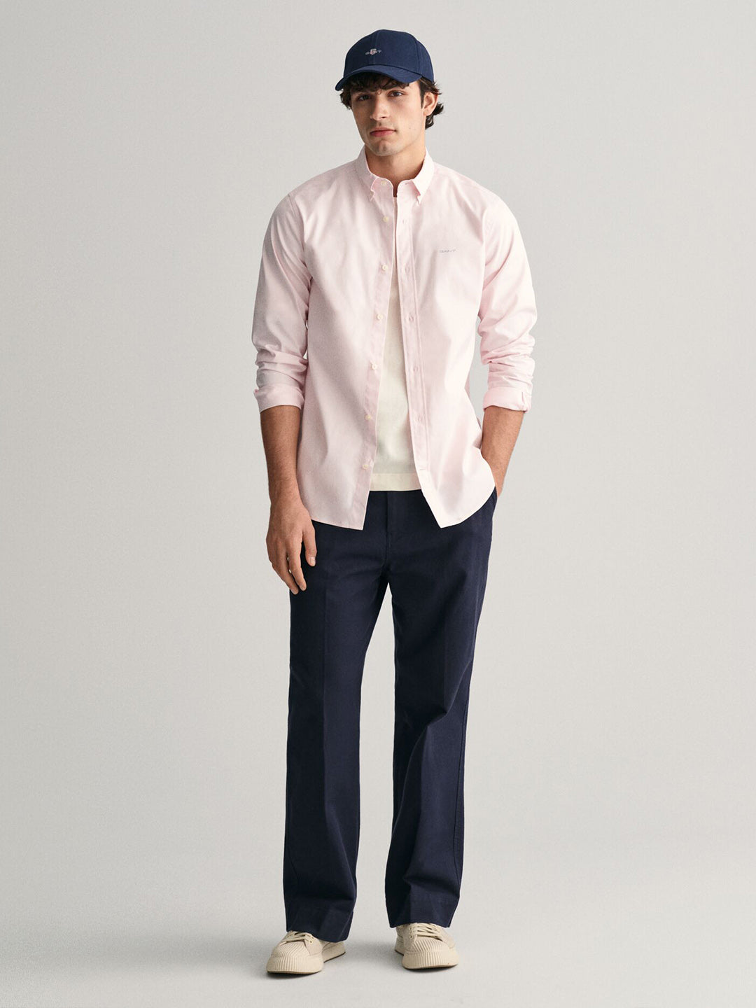 Gant Men Pink Solid Regular Fit Pinpoint Oxford Shirt