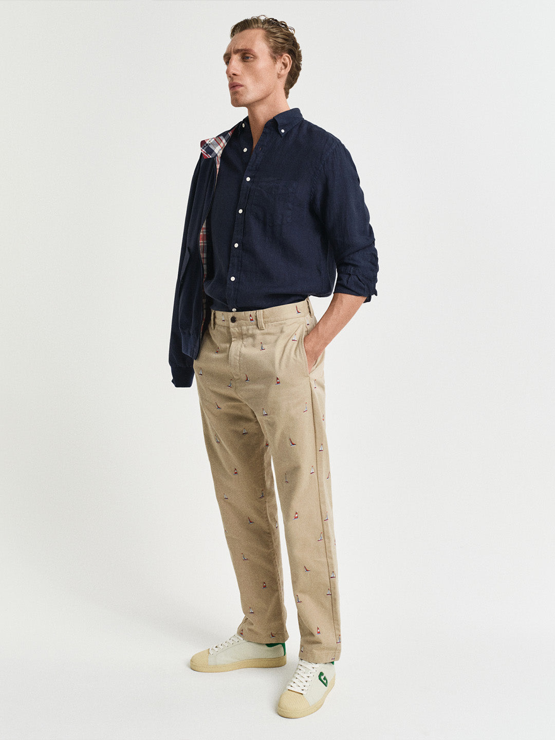 Gant Men Navy Blue Solid Regular Fit Pure Linen Shirt