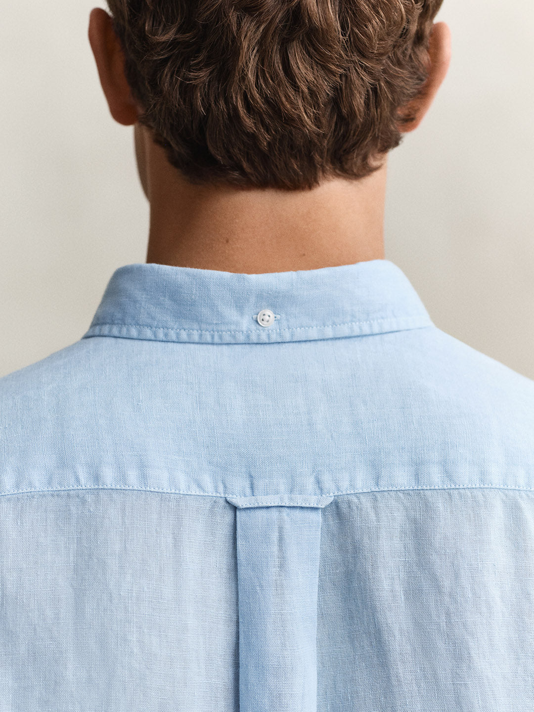 Gant Men Blue Solid Regular Fit Pure Linen Shirt