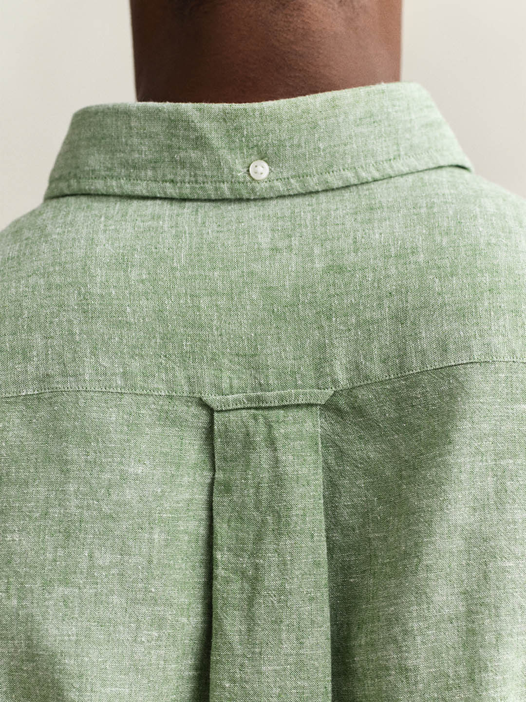 Gant Men Green Regular Fit Linen Shirt