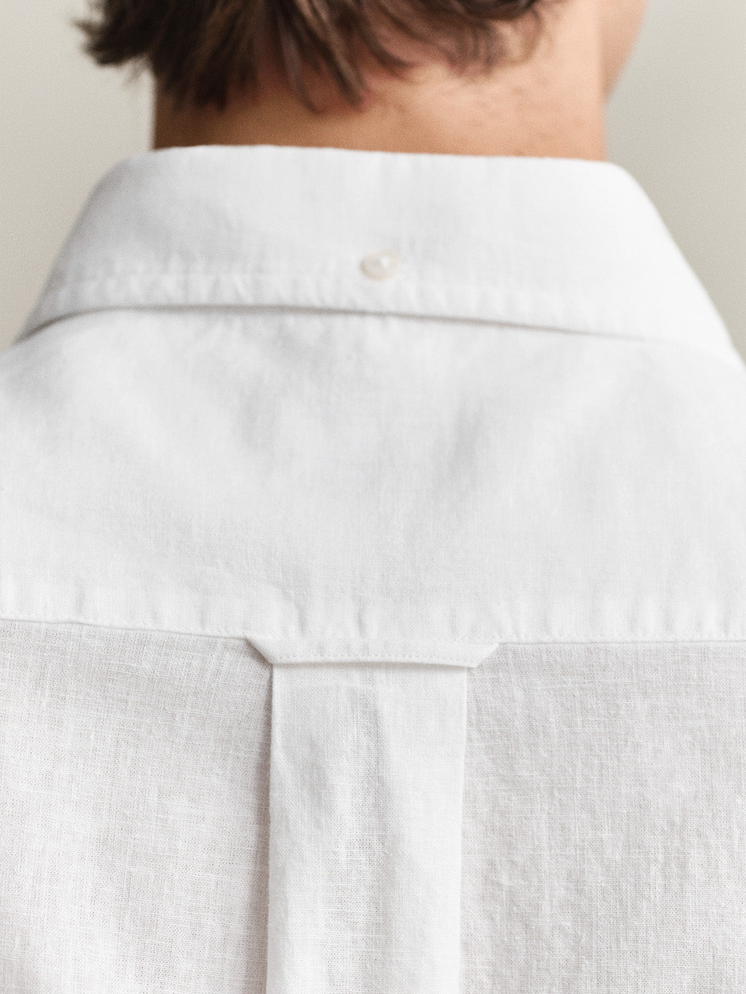 Gant Men White Solid Regular Fit Cotton Linen Shirt