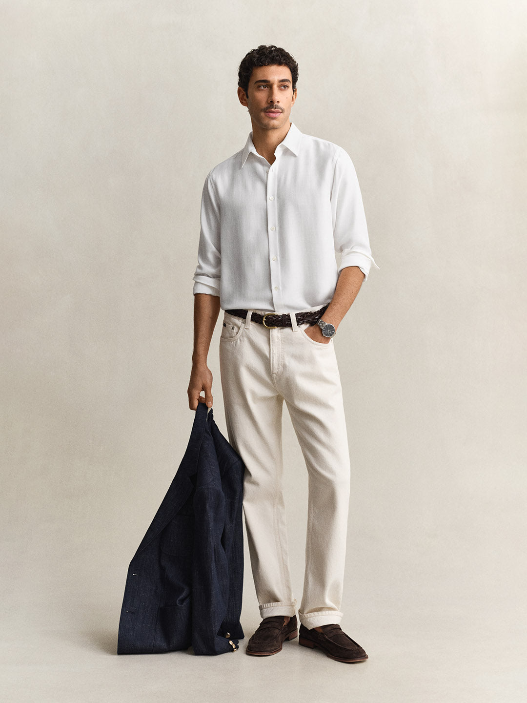 Gant Men White Solid Regular Fit Shirt