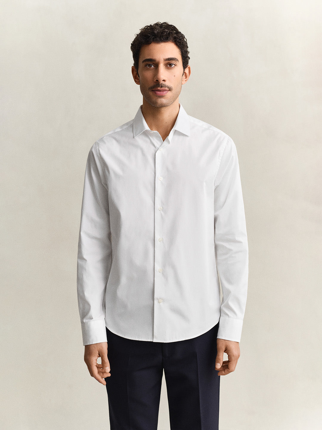 Gant Men White Solid Regular Fit Poplin Shirt