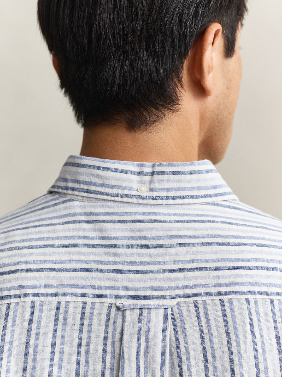 Gant Men Blue Striped Regular Fit Cotton Linen Shirt