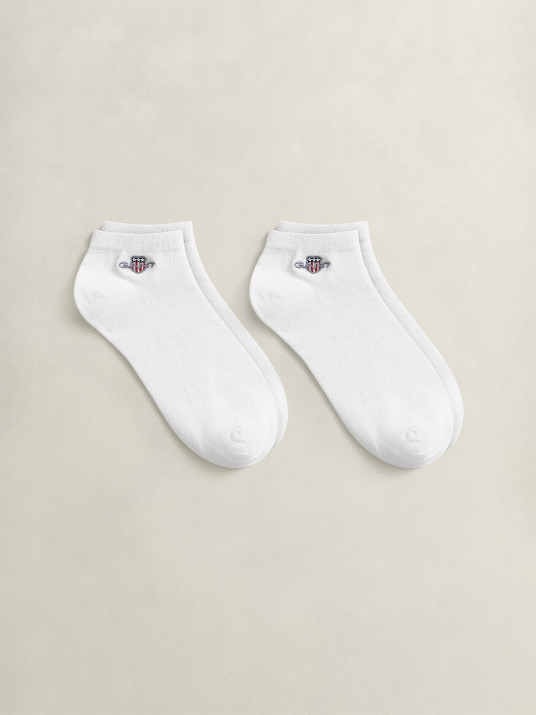 Gant Men White Solid Shield Ankle Length Socks Pack of 2