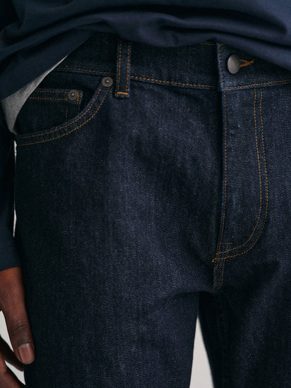 Gant Men Solid Regular Fit Jeans