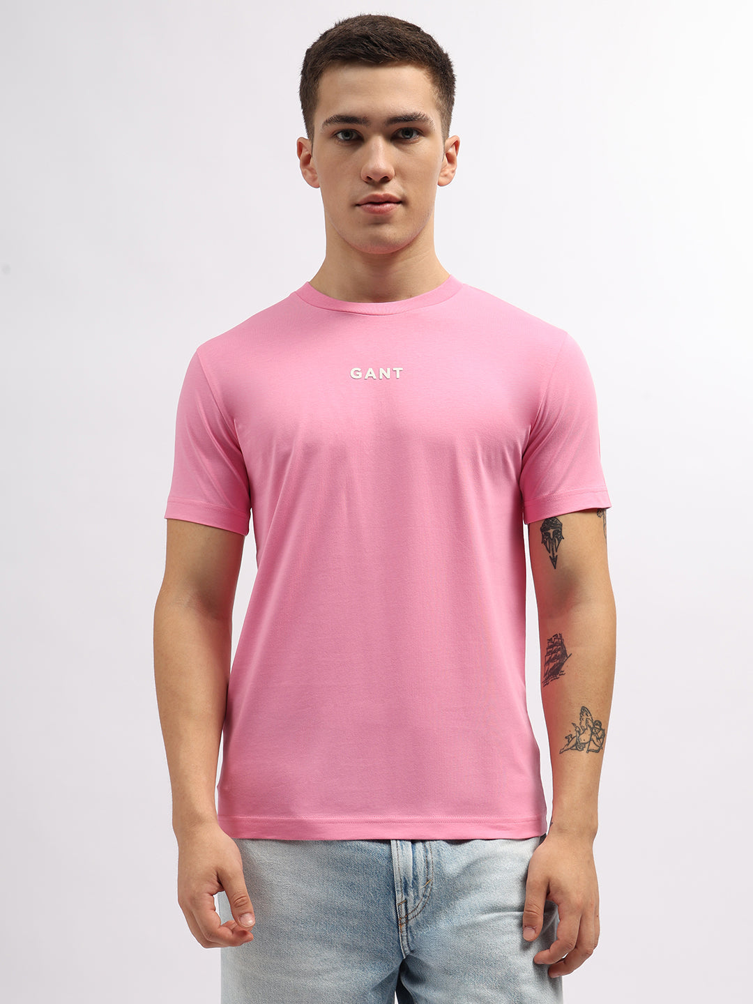 Gant Men Pink Solid Round Neck Short Sleeves T-Shirt