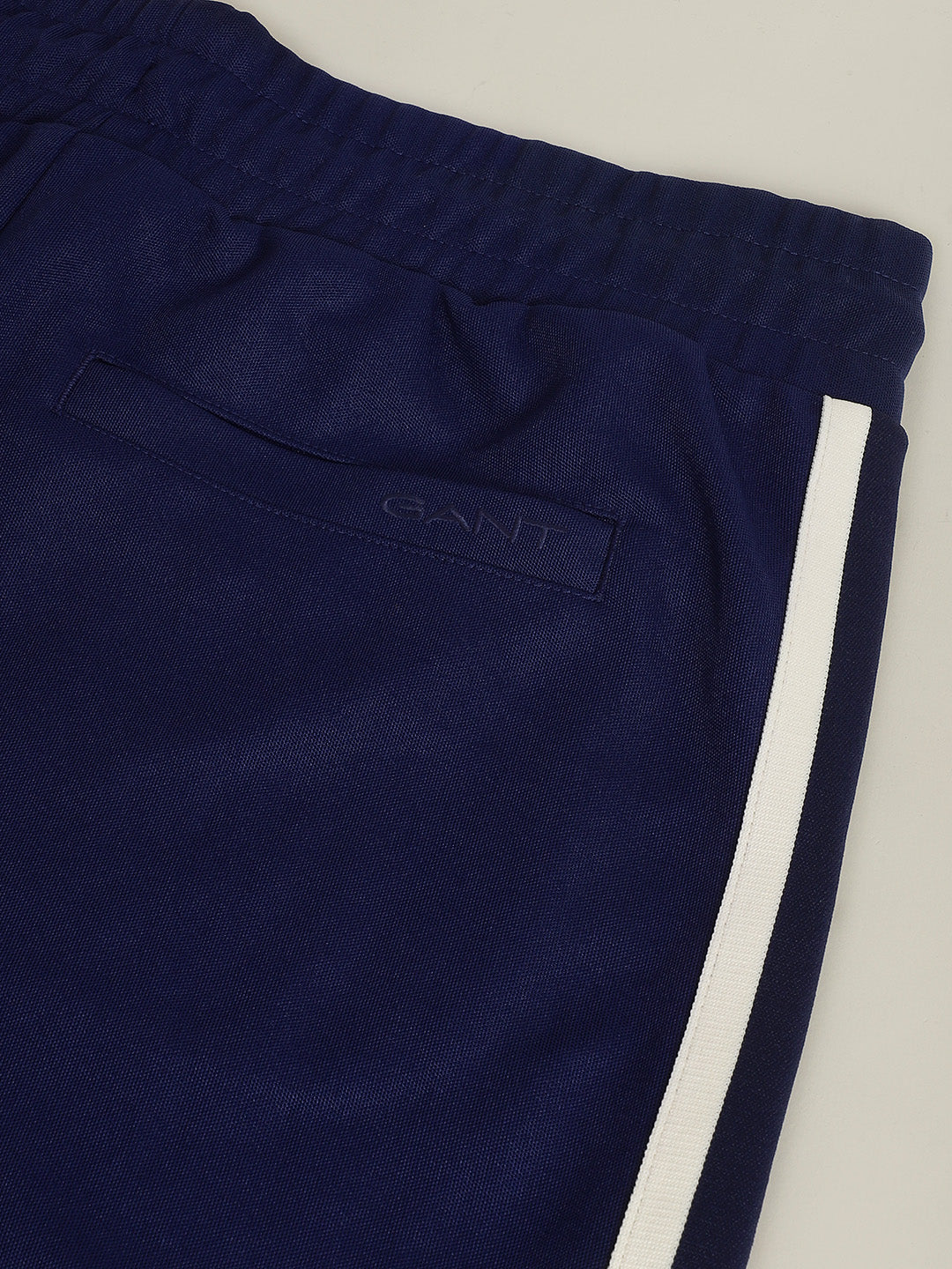 Gant Men Blue Solid Mid-Rise Track Pants