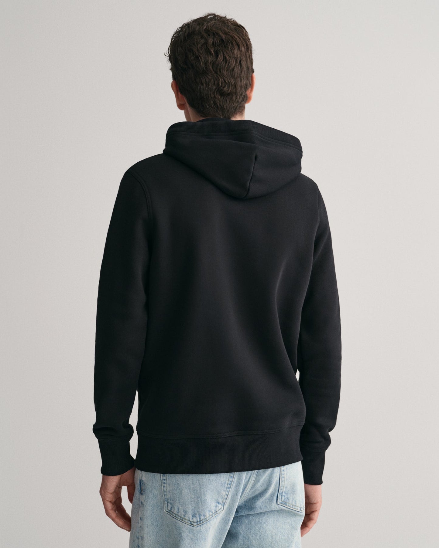 Gant Men Black Solid Hooded Full Sleeves Sweatshirt