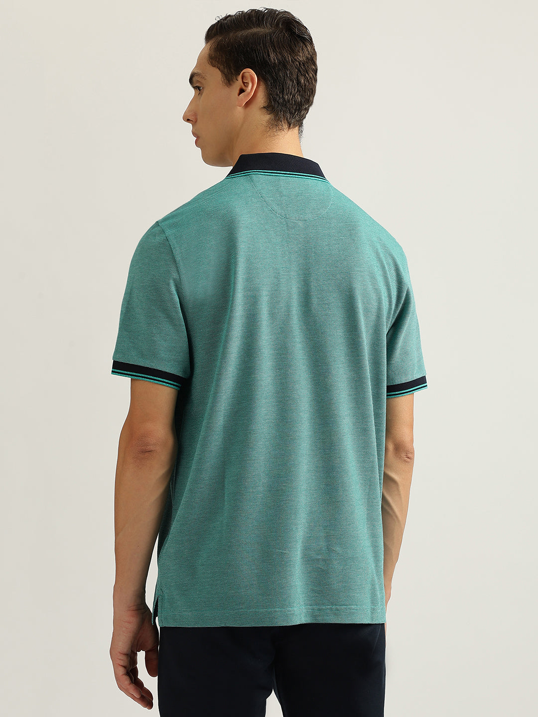 Gant Men Aqua Solid Collared Short Sleeves Polo T-Shirt