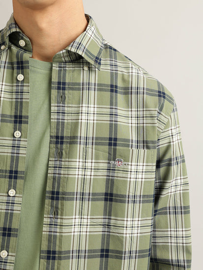 Gant Men Green Checked Buttoned Down Collar Full Sleeves Shirt