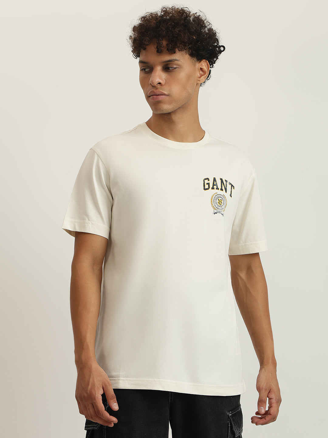 Gant Men Solid Round Neck Short Sleeves T-Shirt