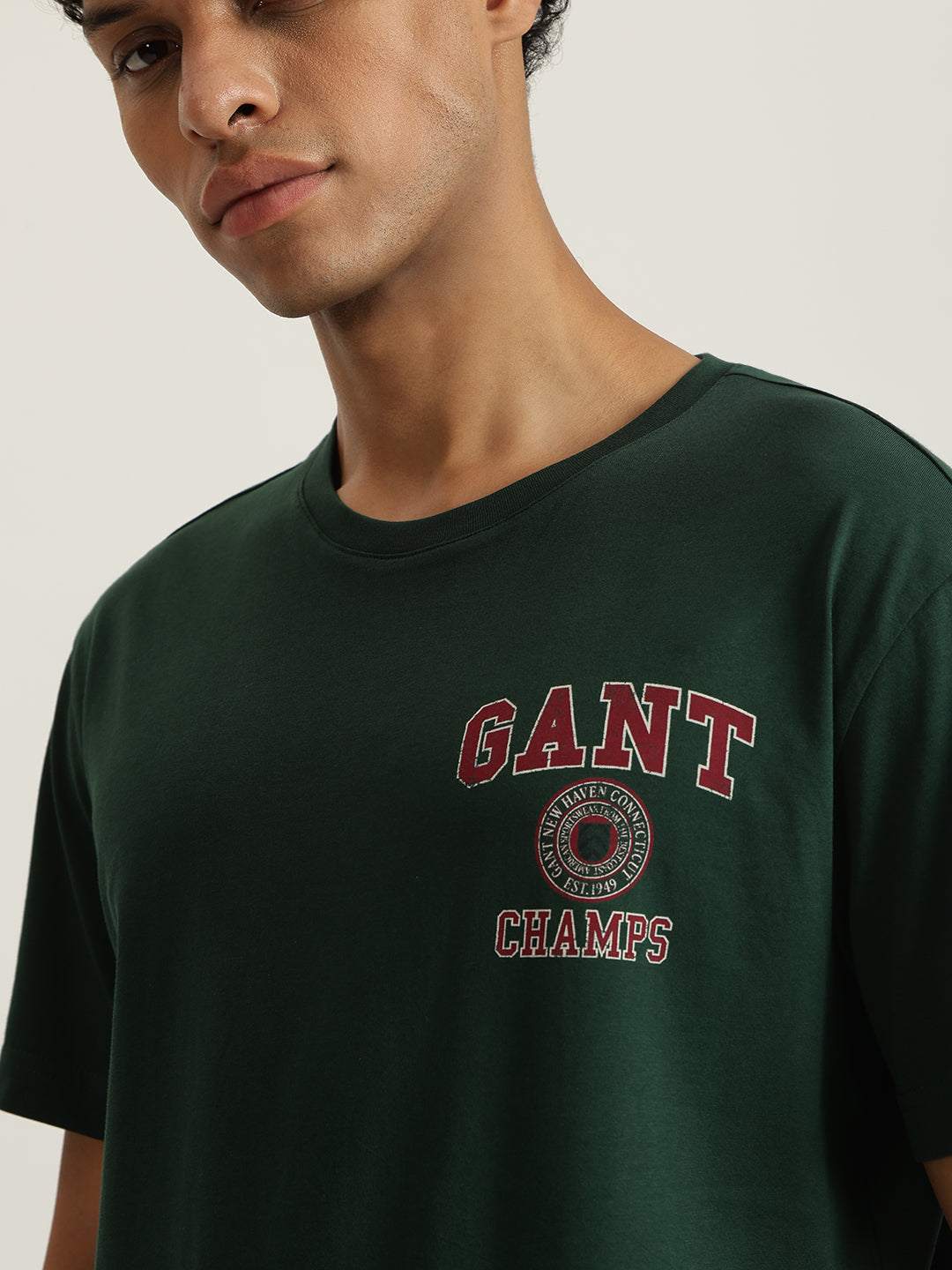 Gant Men Solid Round Neck Short Sleeves T-Shirt