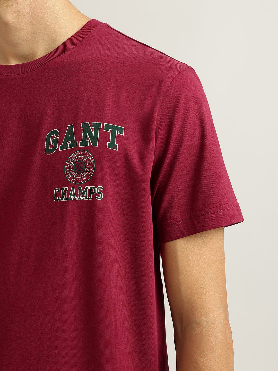 Gant Men Brick Red Solid Round Neck Short Sleeves T-Shirt