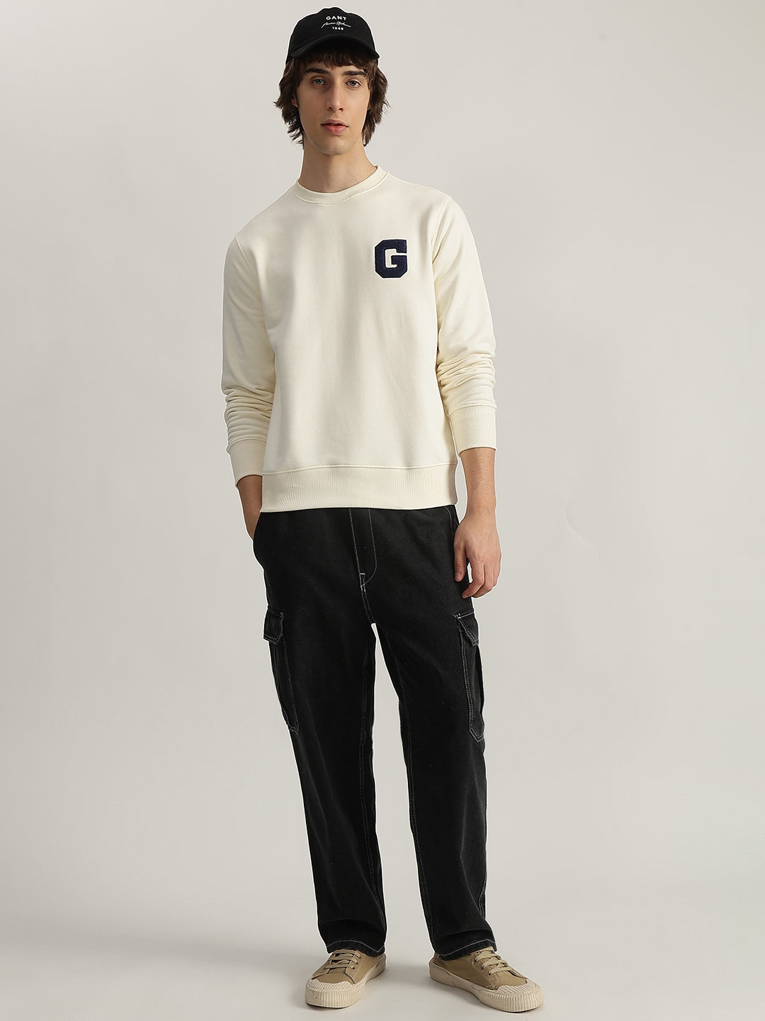 Gant Men Cream Solid Round Neck Full Sleeves Pullover Style Sweatshirt