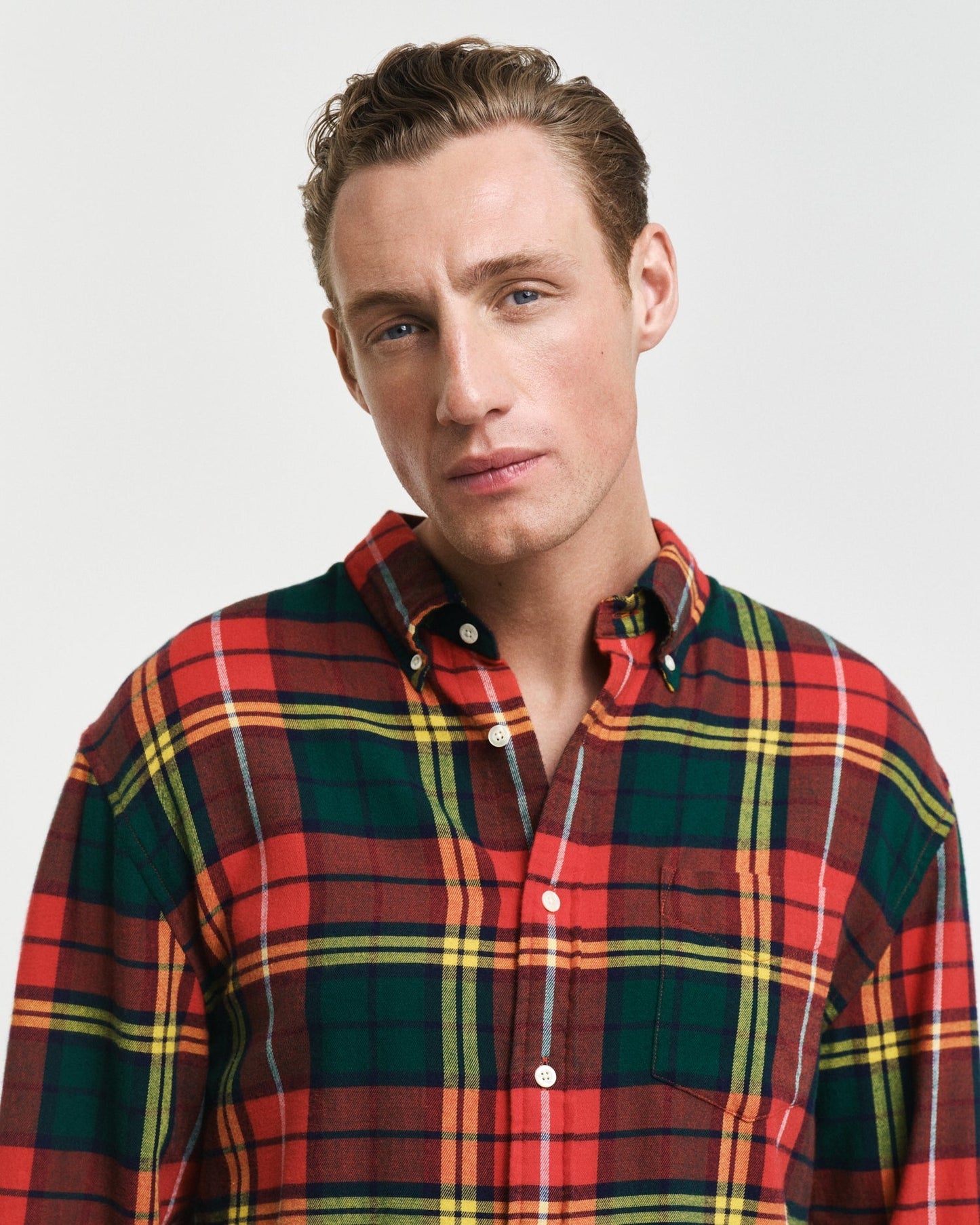 Gant Men Red Checked Button-Down Collar Full Sleeves Shirt