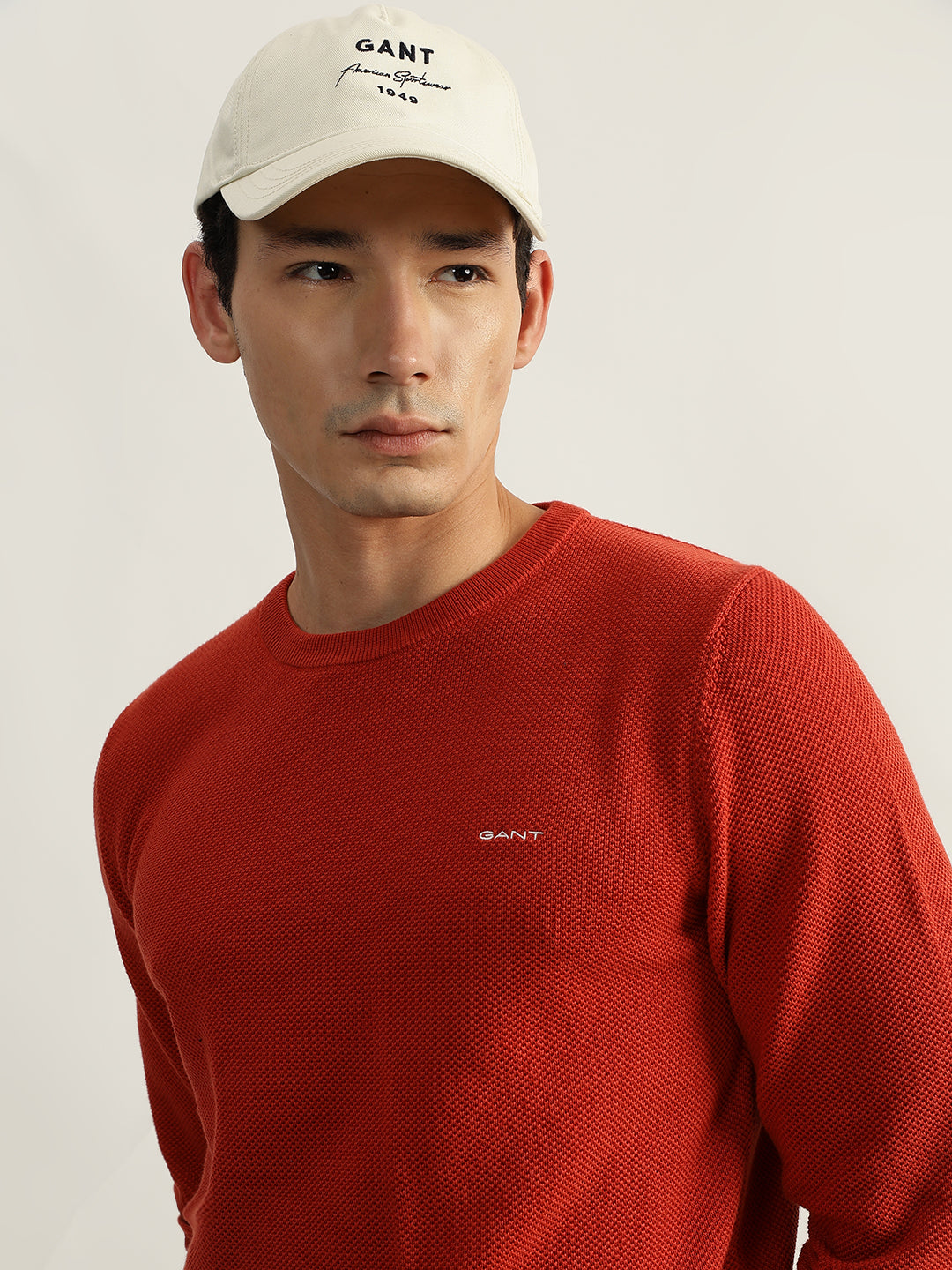 Gant Men Red Solid Round Neck Full Sleeves Pullover Style Sweater