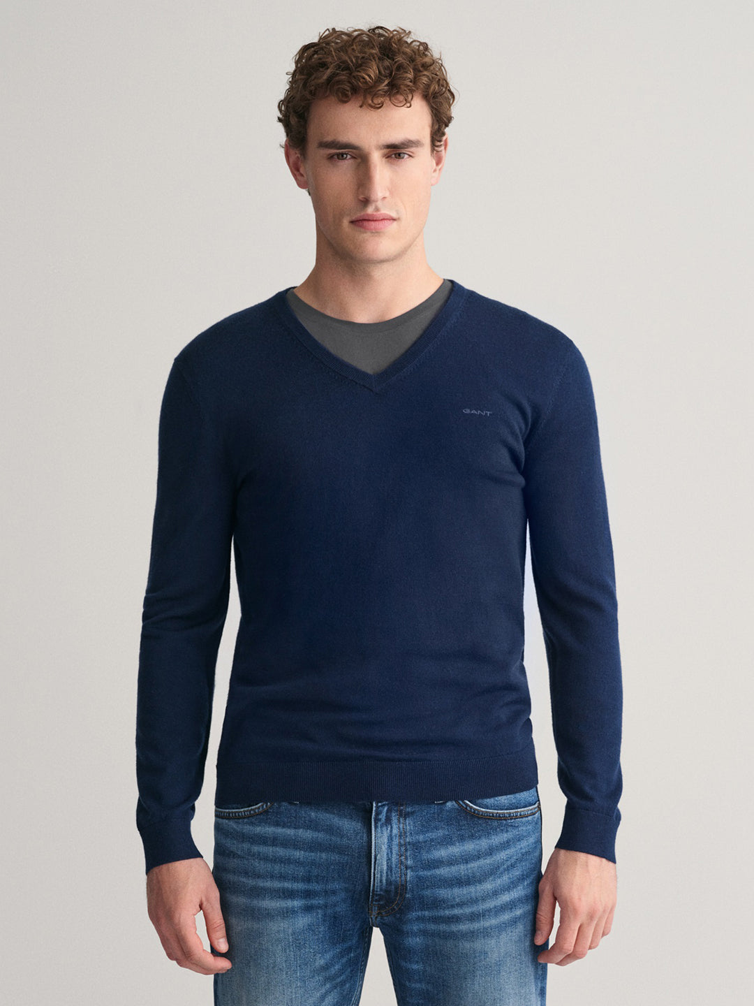 Gant Men Blue Solid V-Neck Full Sleeves Pullover Style Sweater