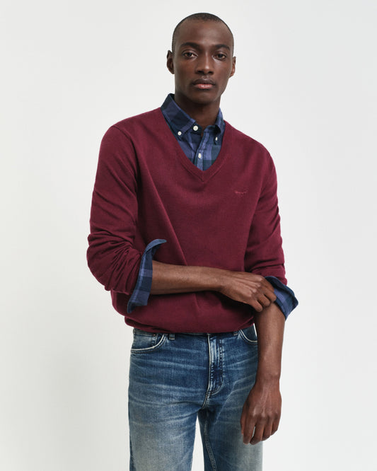 Gant Men Wine Solid V-Neck Full Sleeves Pullover Style Sweater