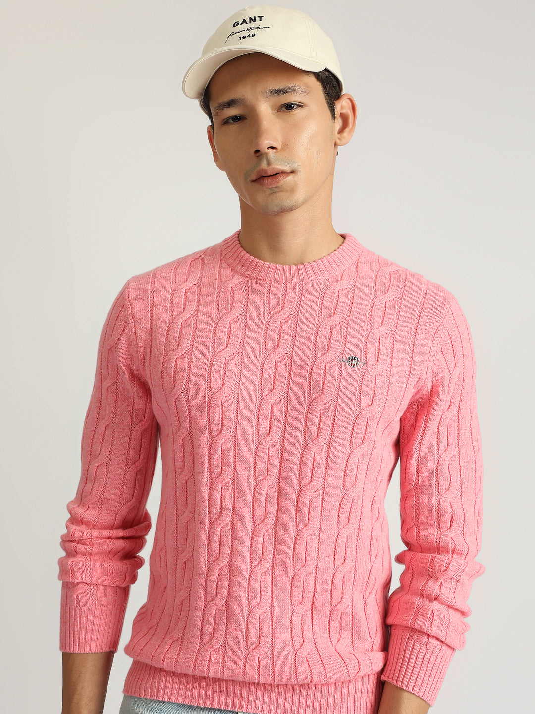 Gant Men Pink Solid Round Neck Full Sleeves Pullover Style Sweater