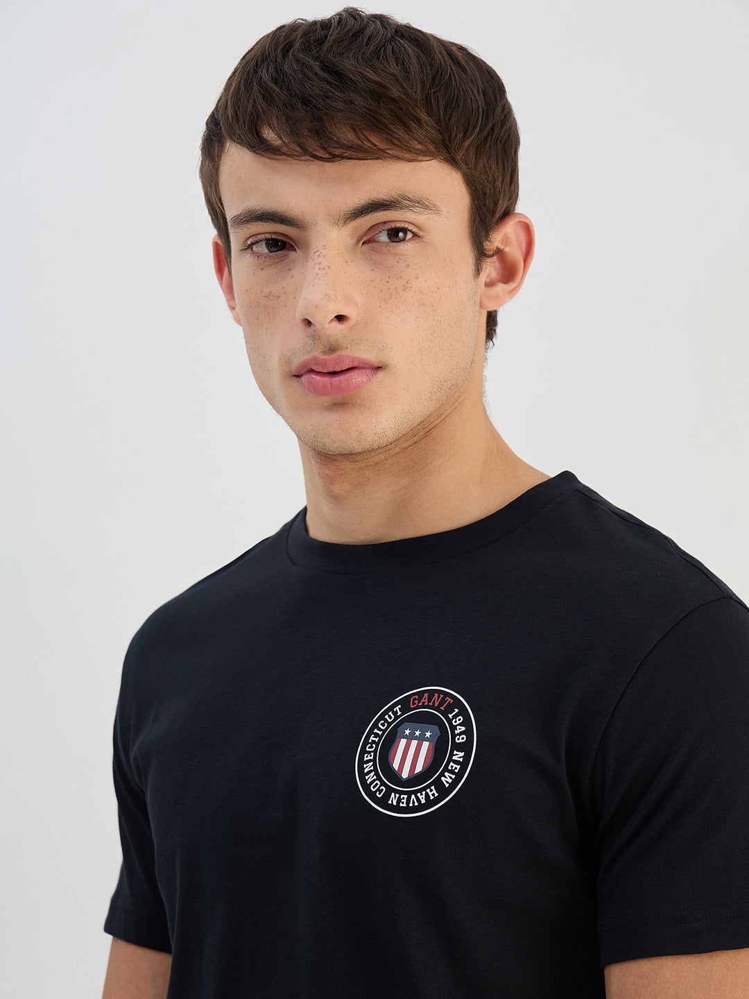 GANT Men Black Logo Crew Neck Regular Fit T-Shirt