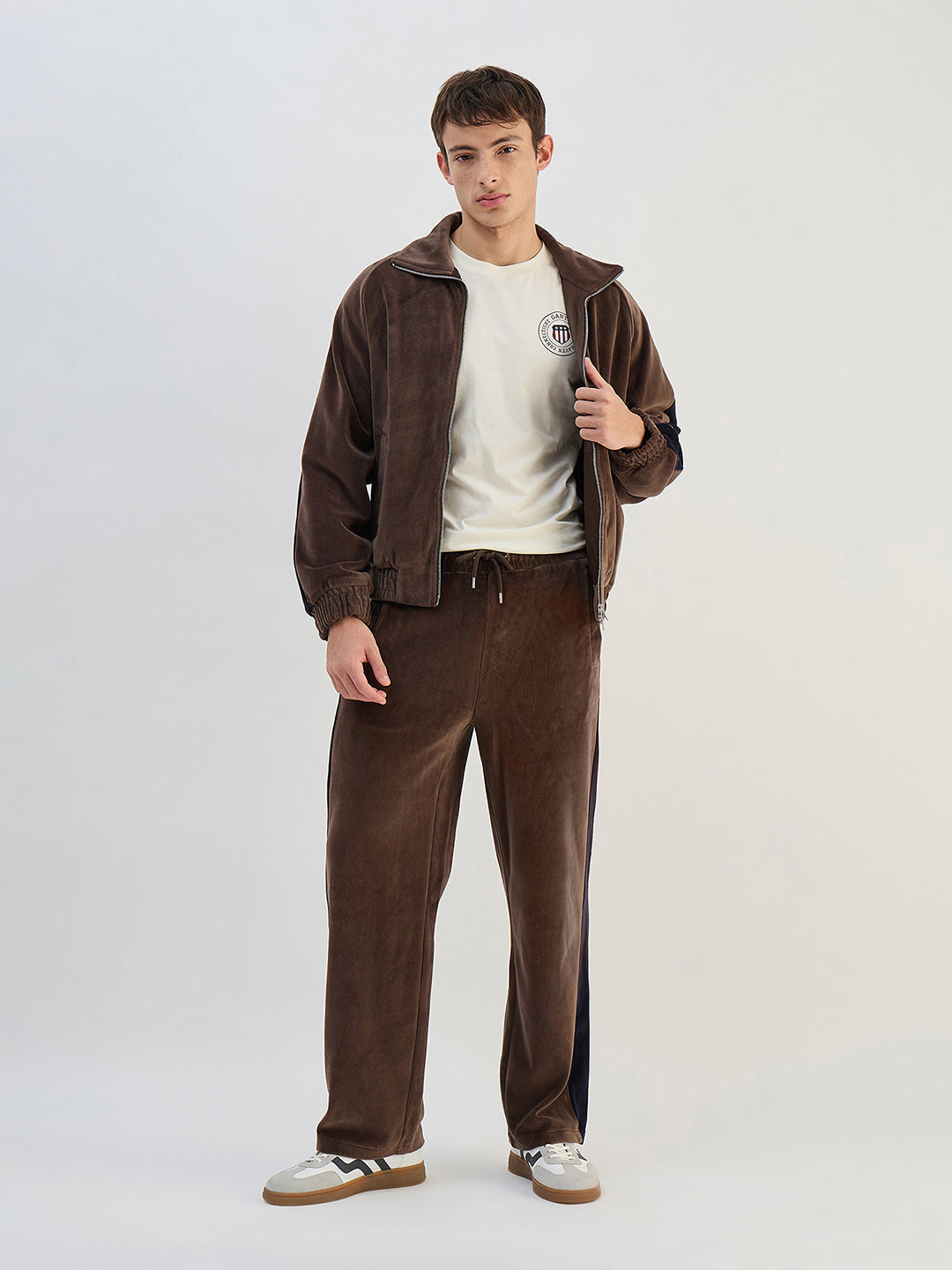 Gant Men Off White Solid Pure Cotton Round Neck T Shirt