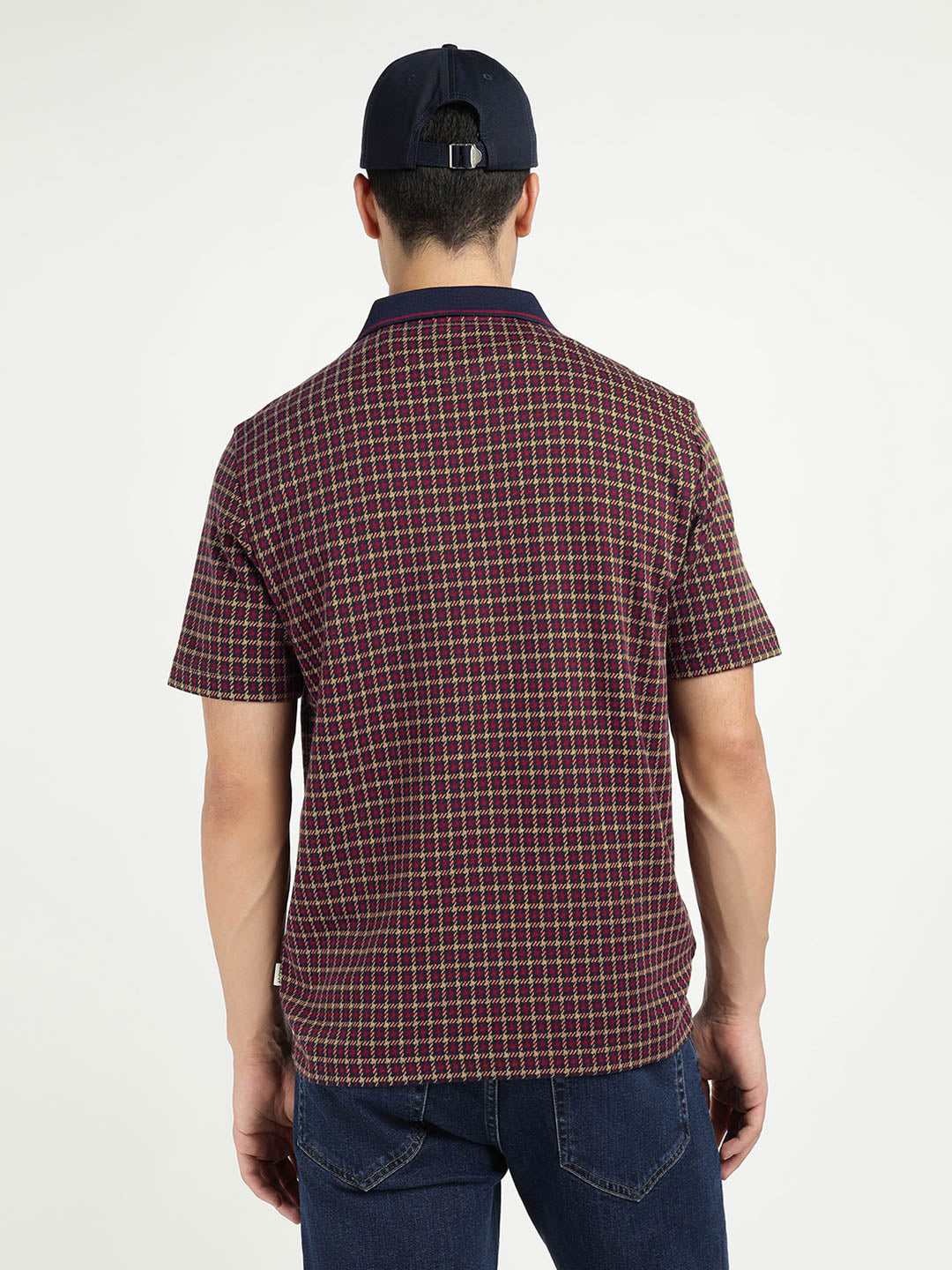 Gant Men Wine/Beige Solid Polo Tshirt