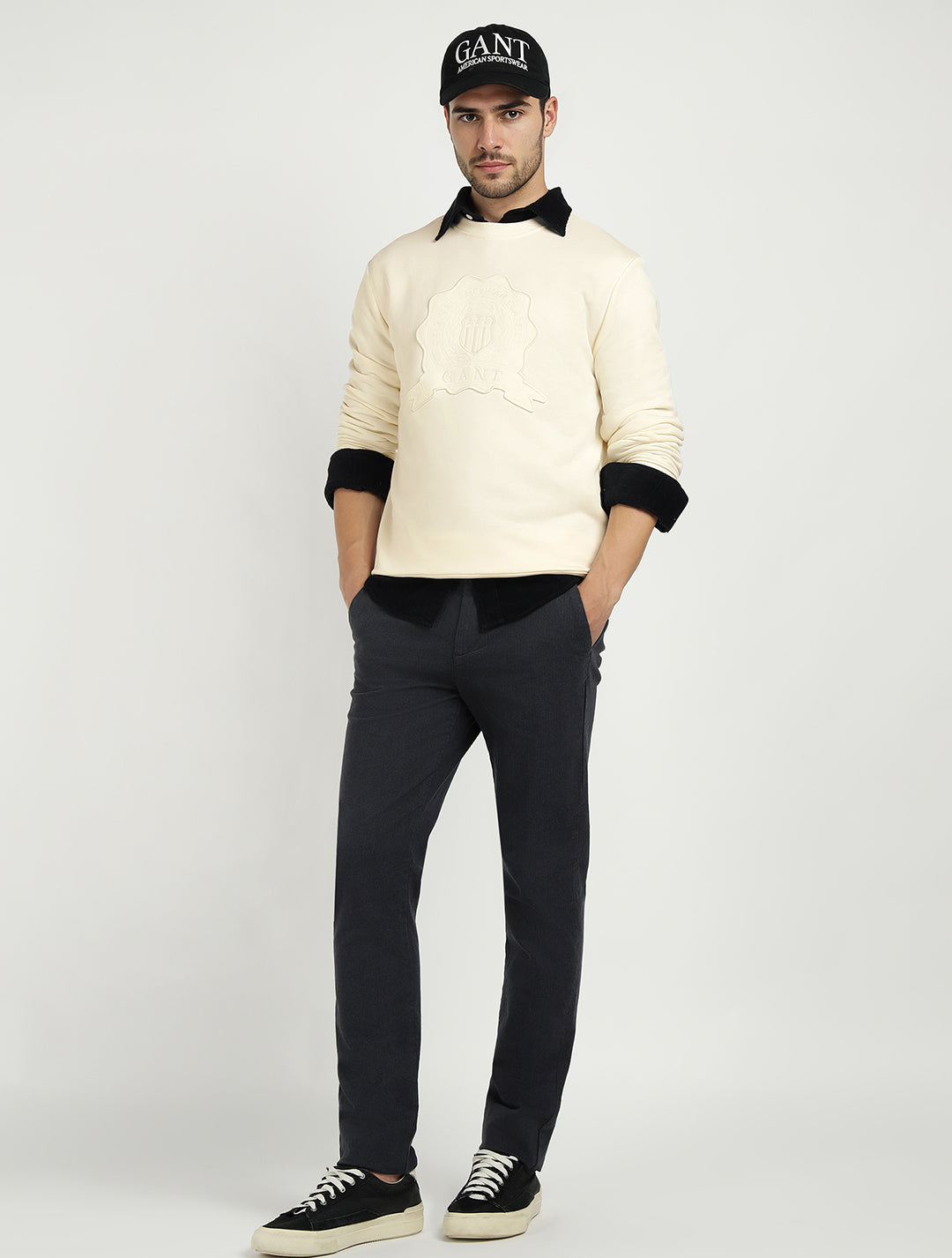 Gant Men Cream Solid Crew Neck Sweatshirt