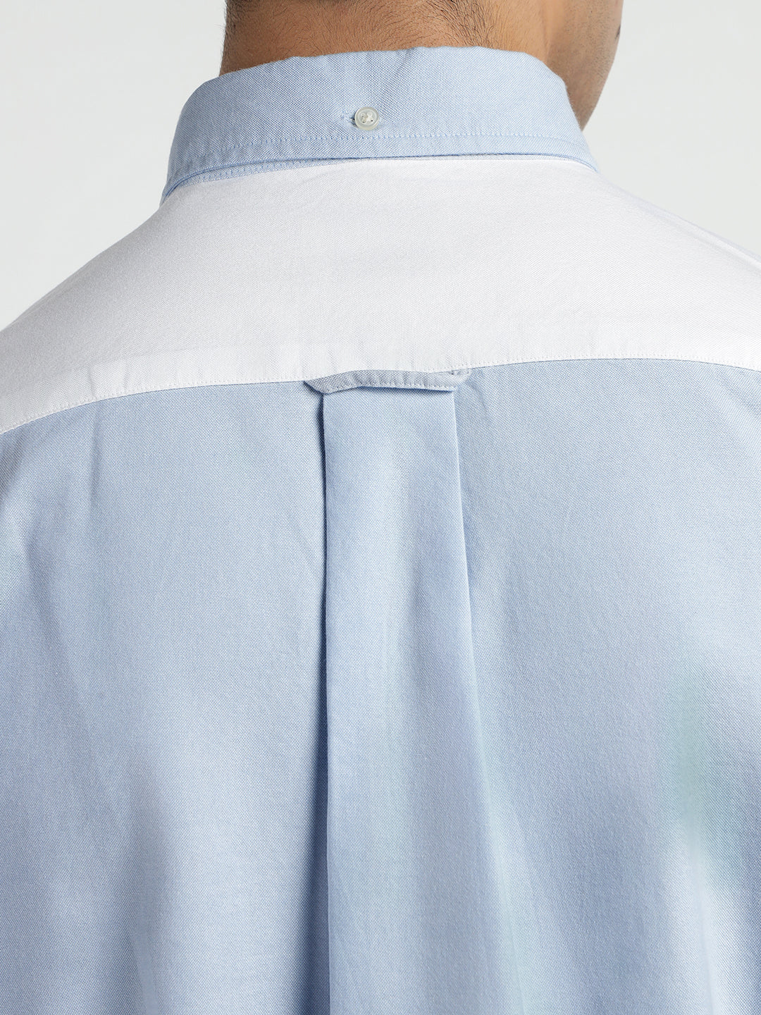 Gant Men White Colour blocked Collar Shirt