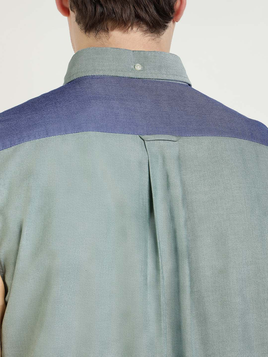 Gant Men Blue Colour blocked Collar Shirt