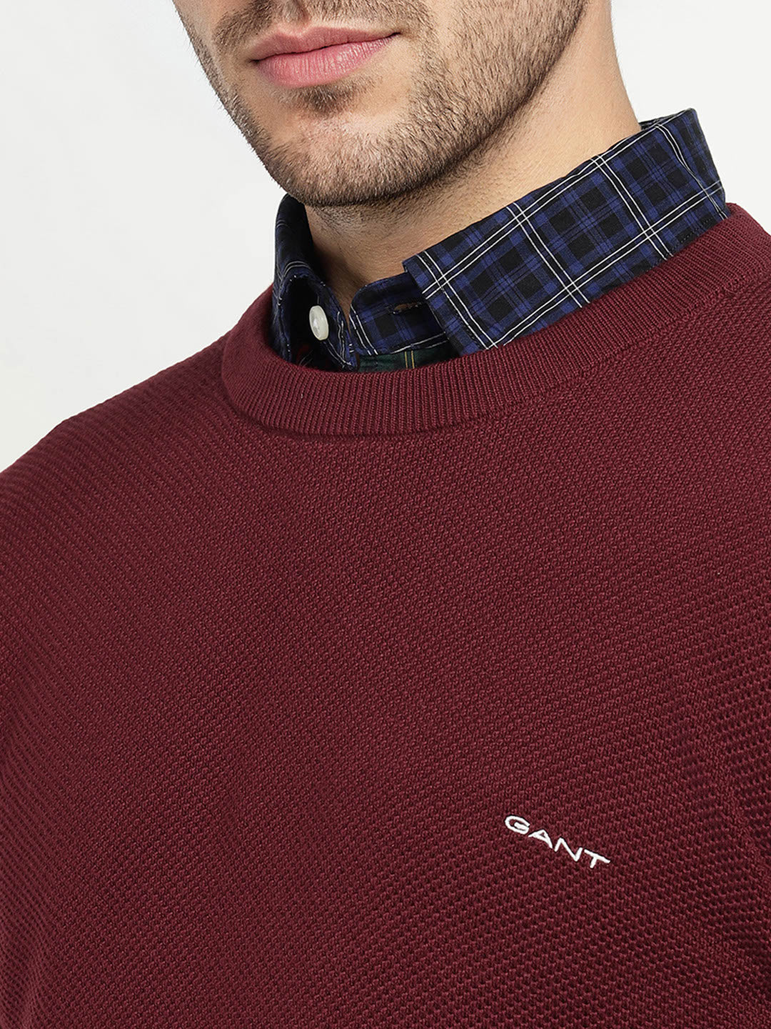 Gant Men Red Solid Crew Neck Sweater