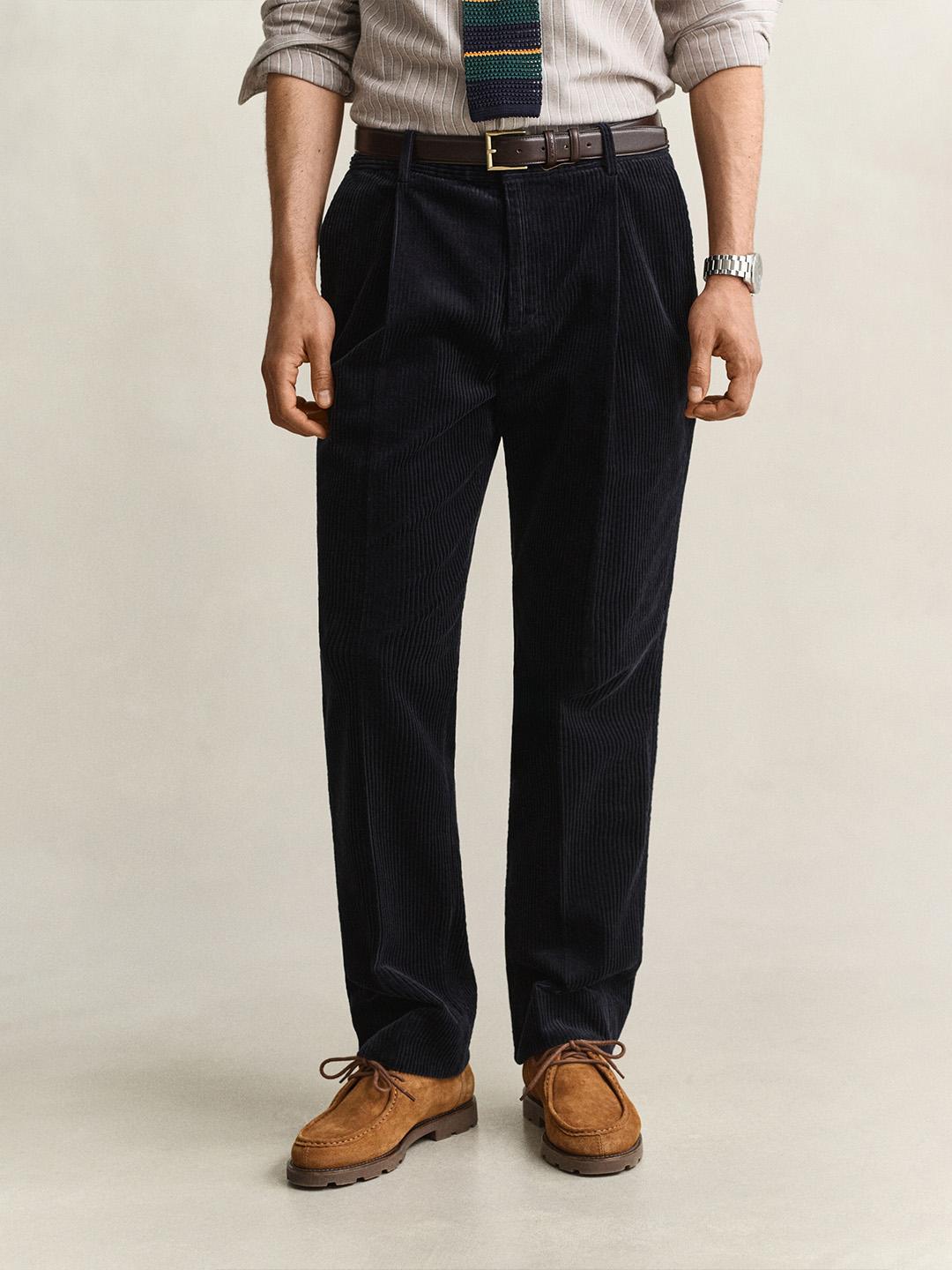 Gant Men Blue Regular Fit Solid Corduroy Trouser