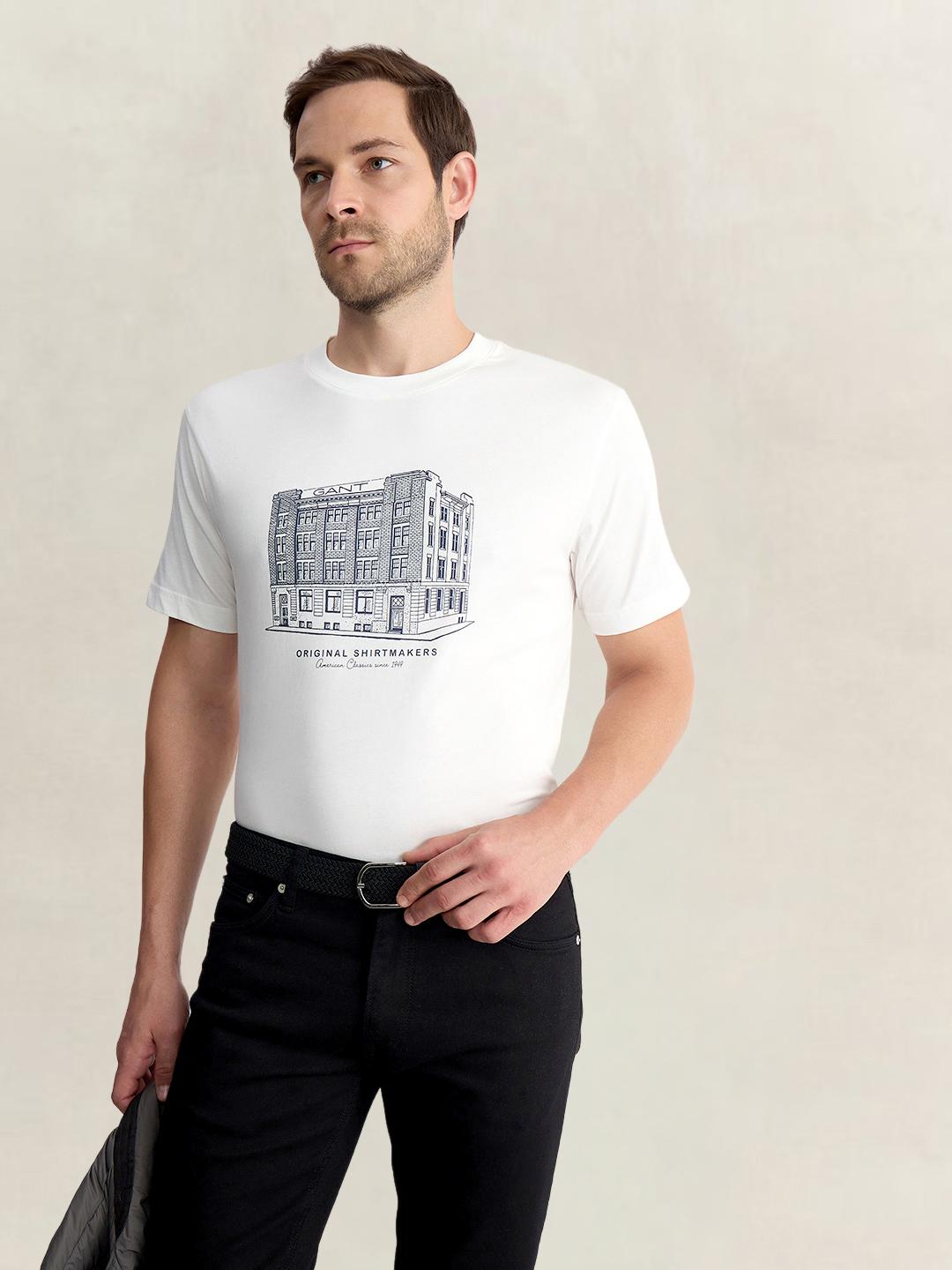 Gant Men White Regular Fit Graphic Pure Cotton Tshirt