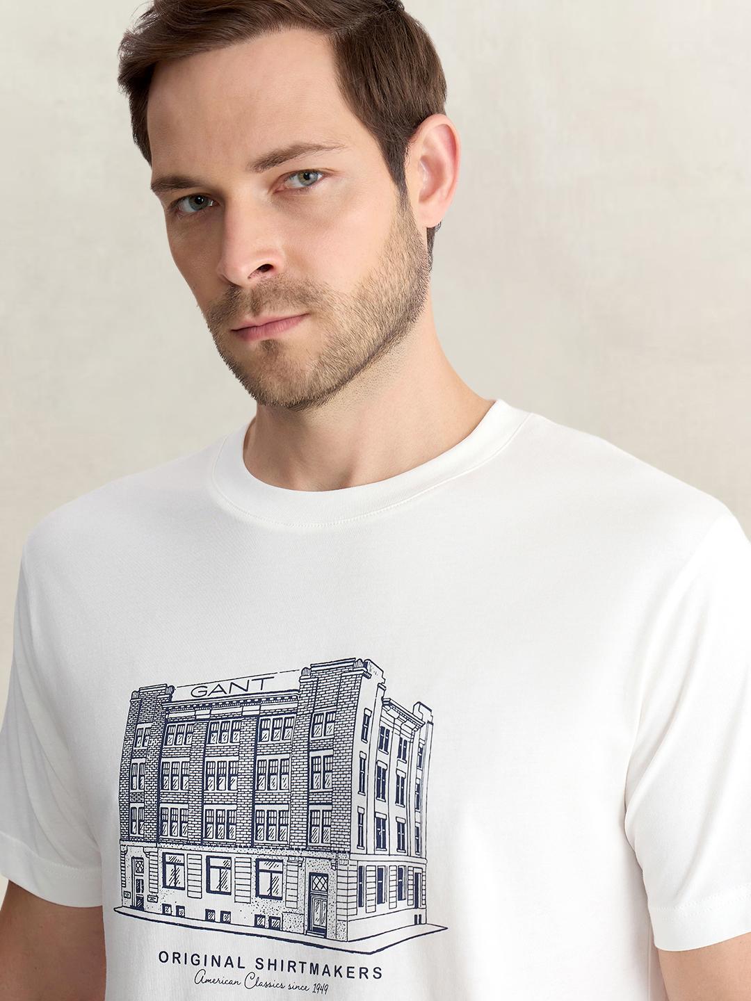 Gant Men White Regular Fit Graphic Pure Cotton Tshirt