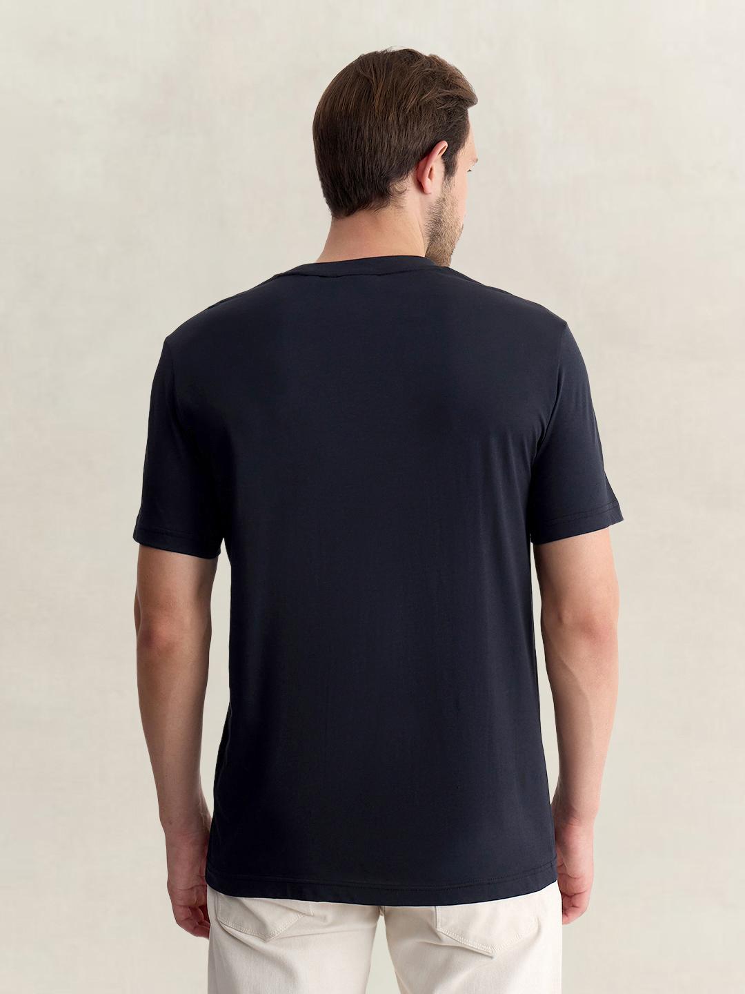 Gant Men Black Regular Fit Graphic Pure Cotton Tshirt