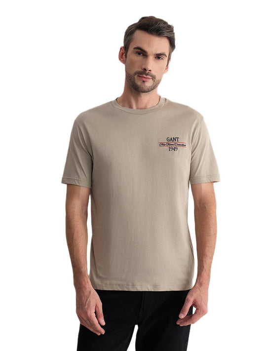 Gant Men Beige Regular Fit Solid Pure Cotton Tshirt