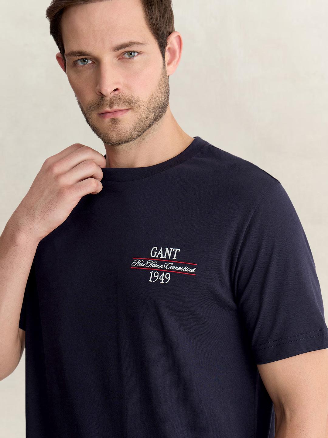Gant Men Blue Regular Fit Solid Pure Cotton Tshirt