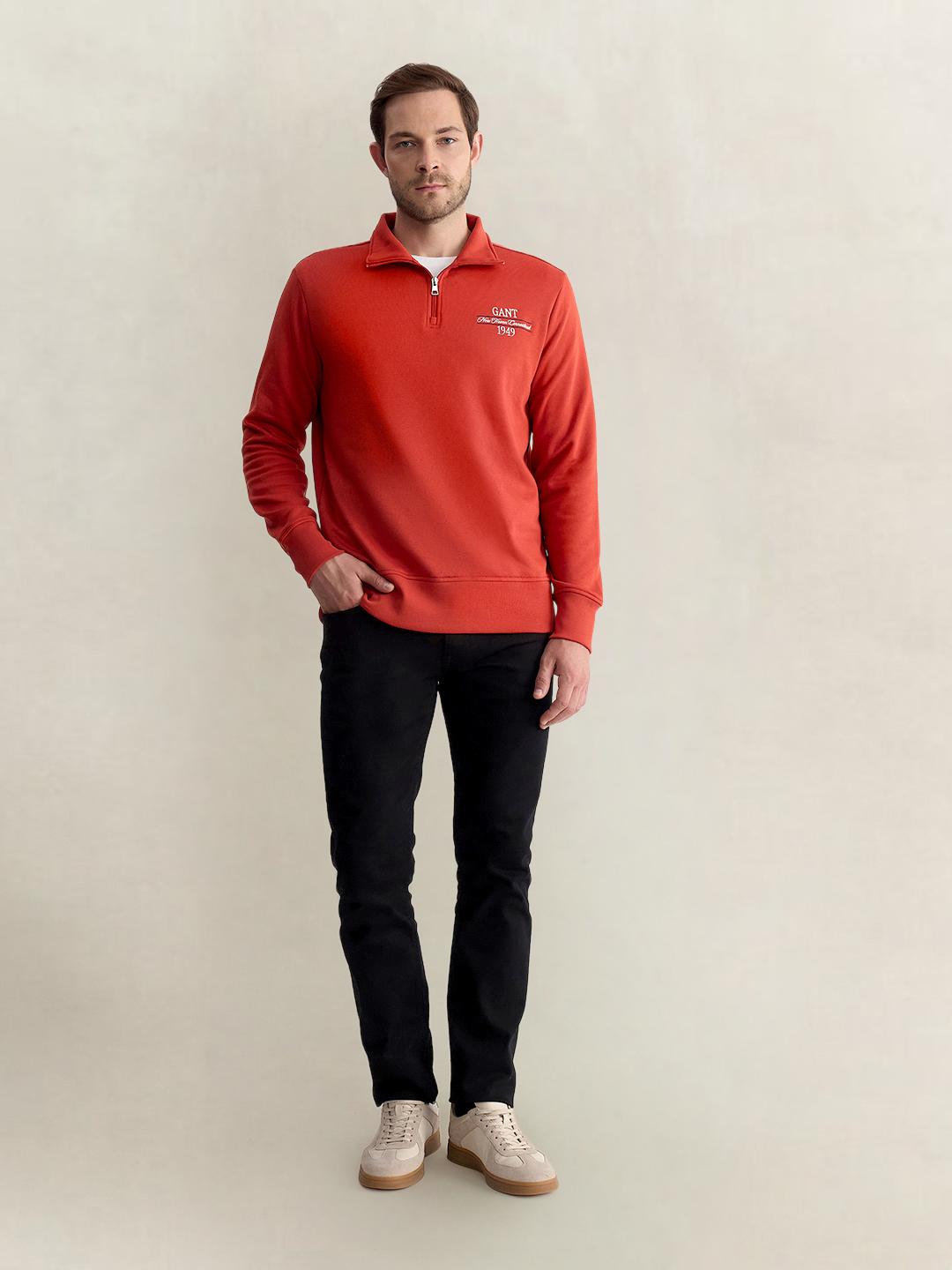 Gant Men Red Regular Fit Solid Cotton Blend Sweatshirt