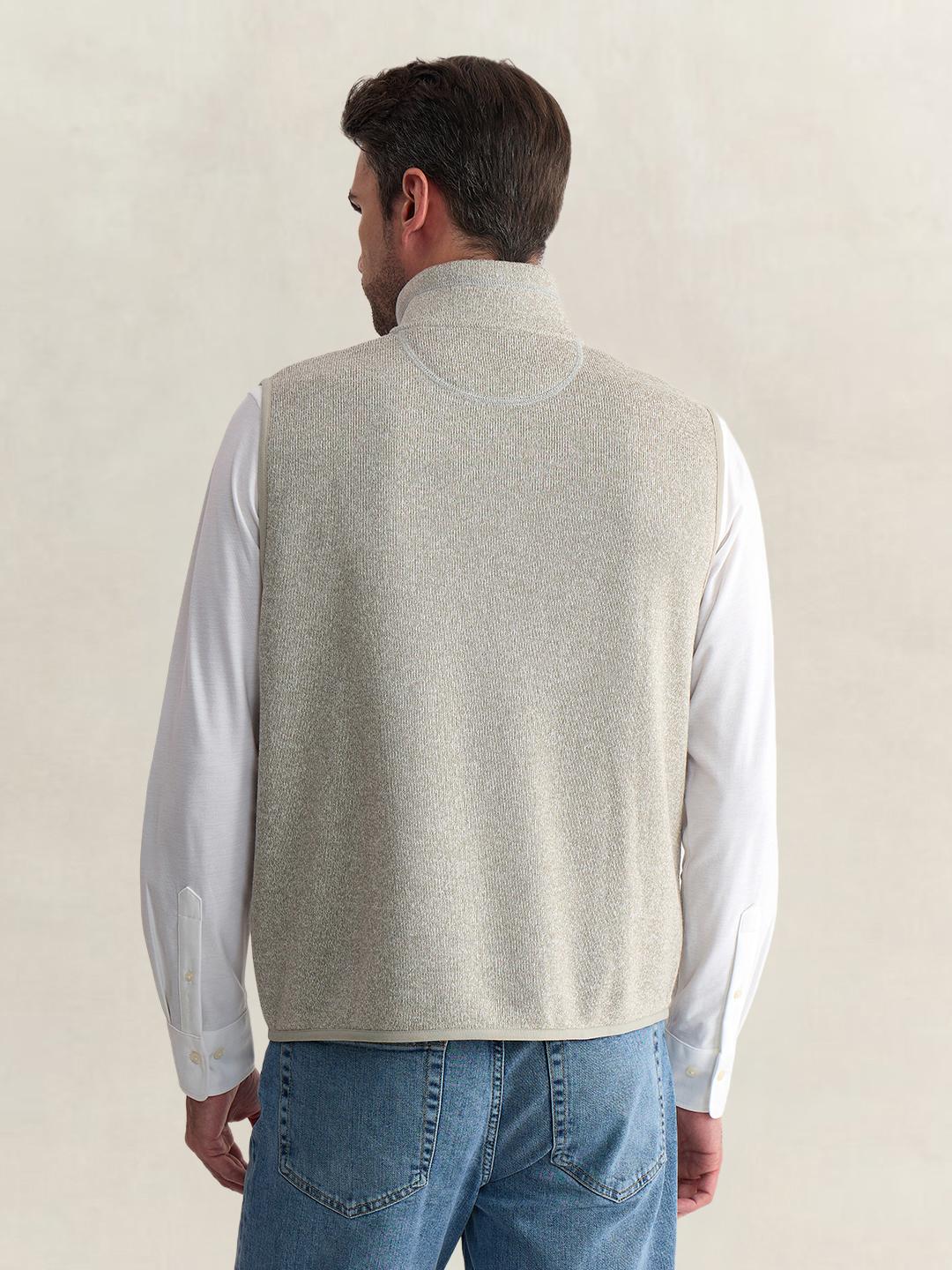 Gant Men Grey Regular Fit Solid Fleece Vest
