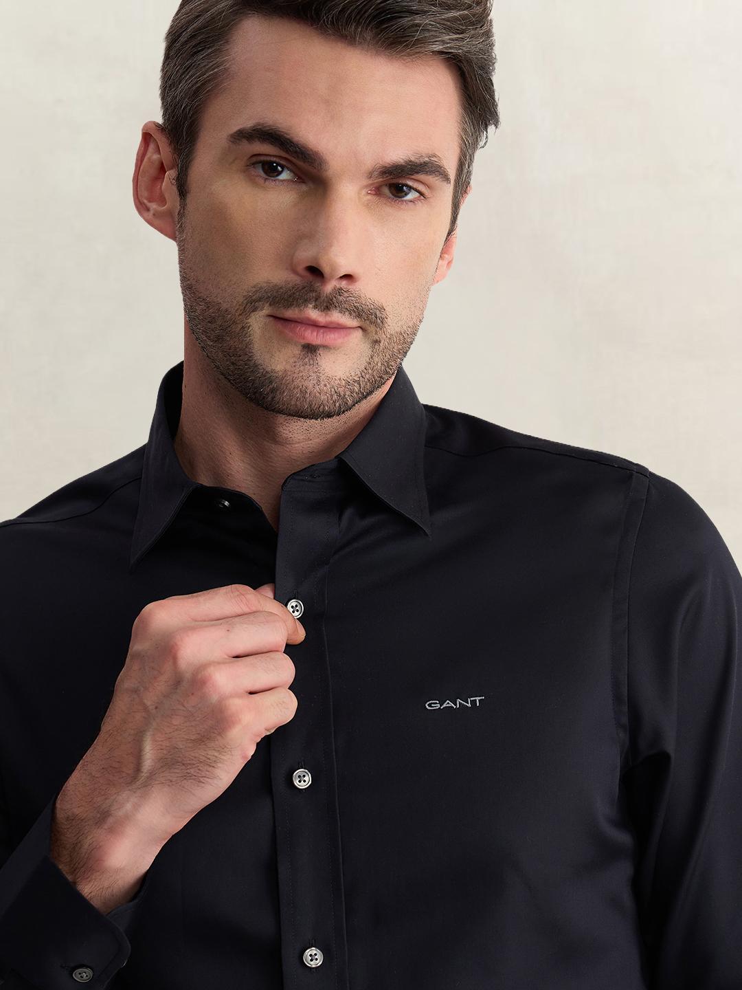Gant Men Black Slim Fit Solid Sateen Shirt