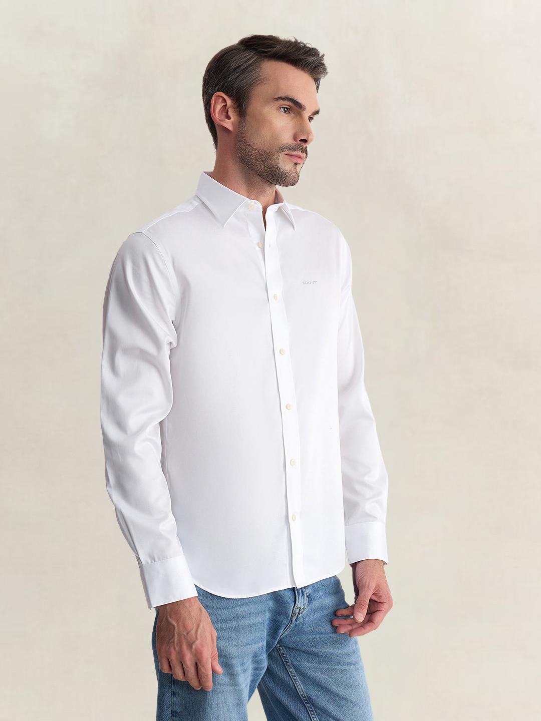 Gant Men White Regular Fit Solid Sateen Shirt