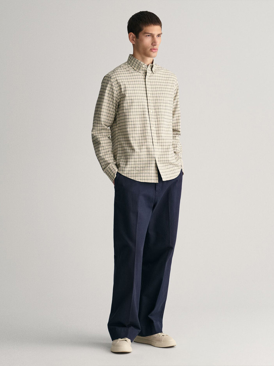 GANT Men Beige Checked Regular Fit Cotton Oxford  Shirt