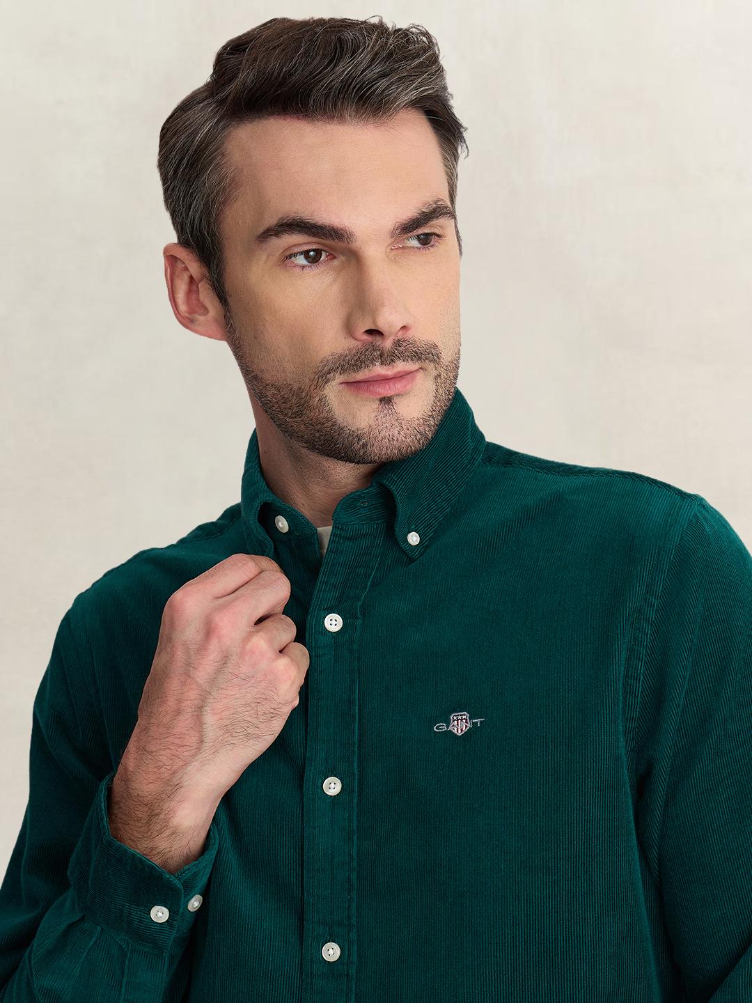 Gant Men Green Regular Fit Solid Corduroy Shirt