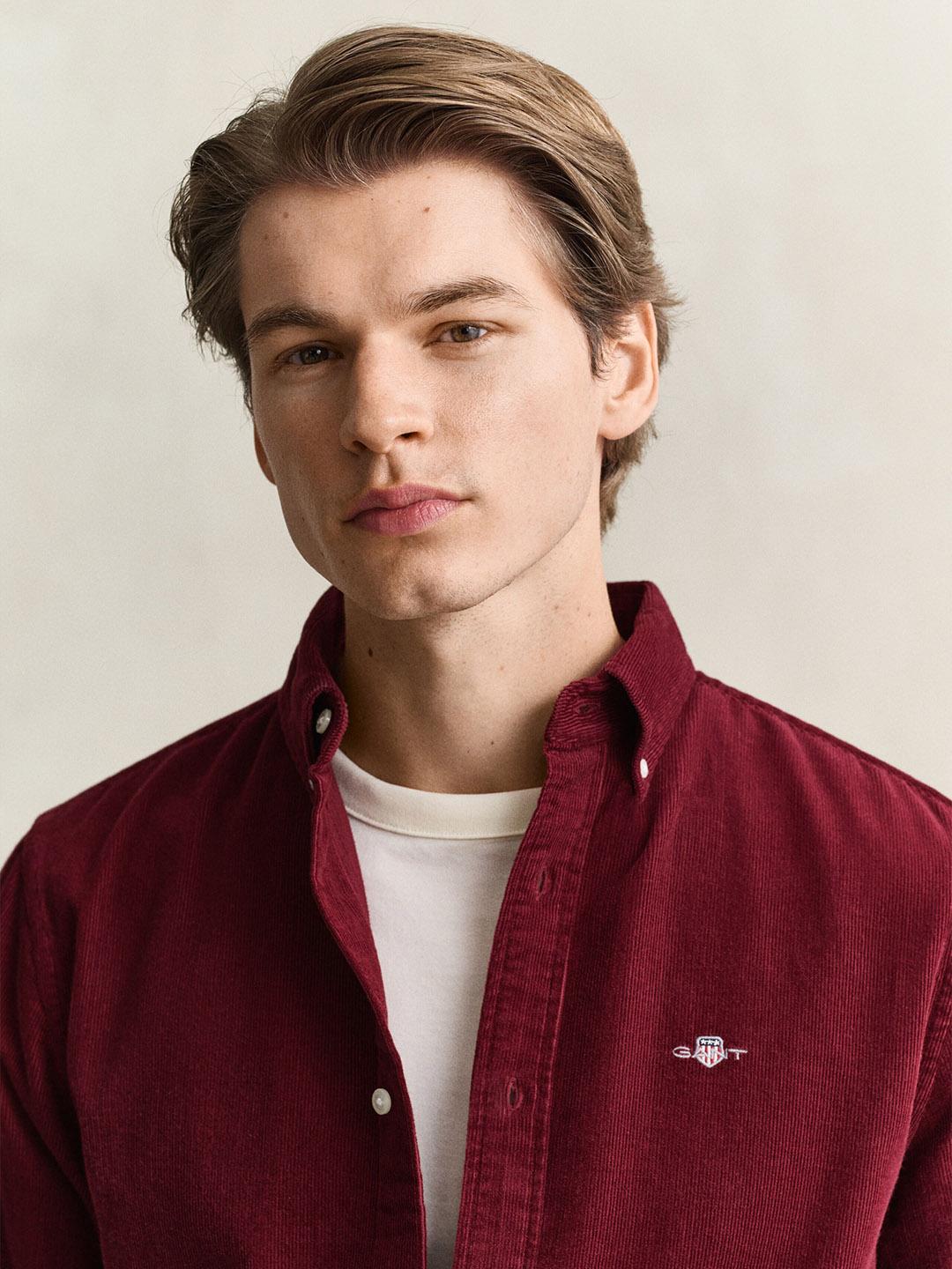 Gant Men Wine Solid Regular Fit Corduroy Shirt