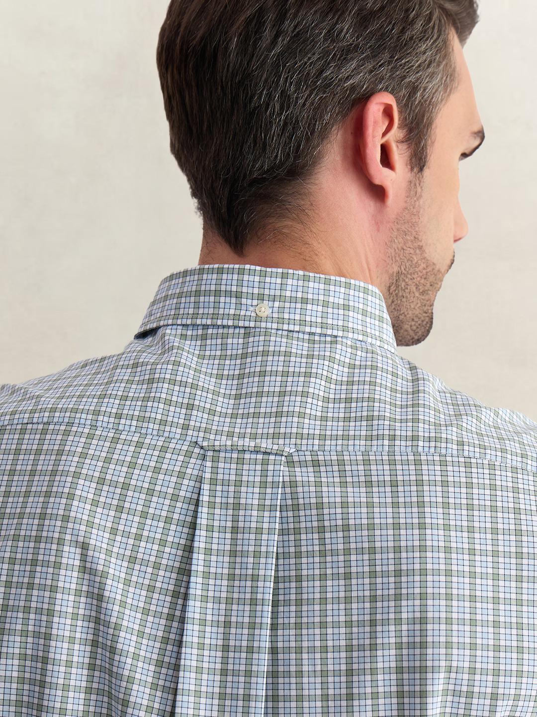 Gant Men Green Regular Fit Checked Poplin Shirt