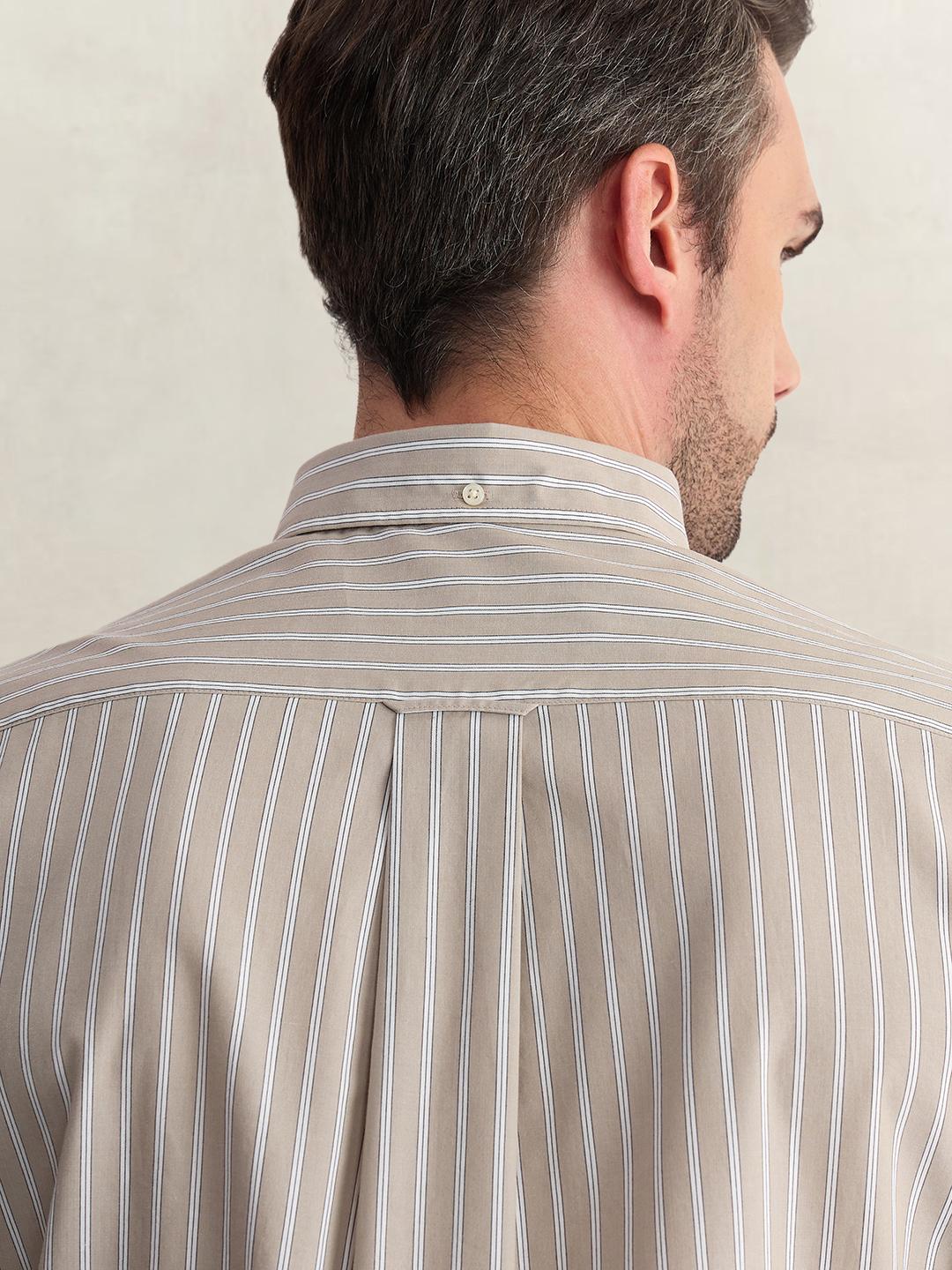 Gant Men Beige Regular Fit Striped Poplin Shirt
