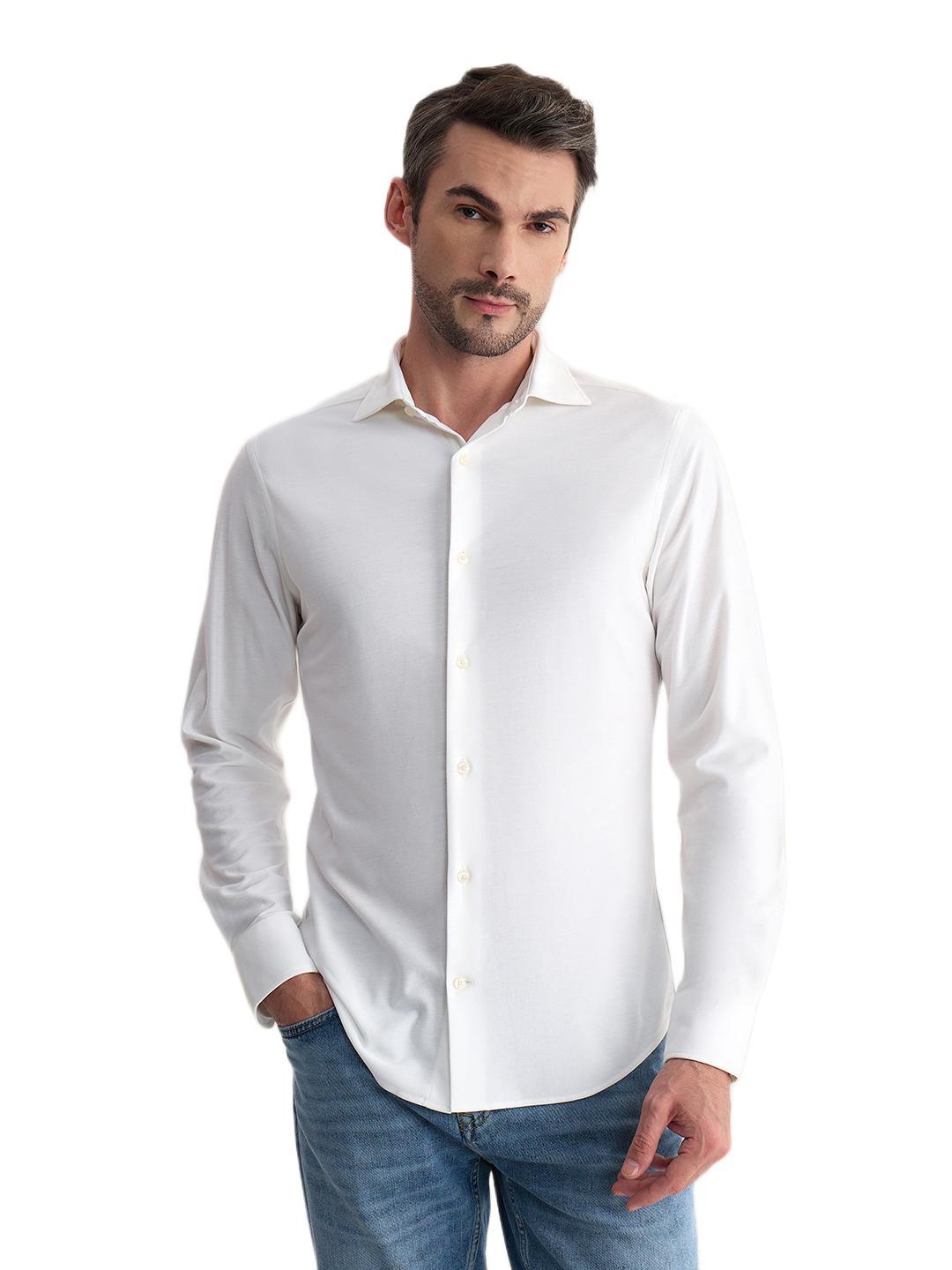 Gant Men White Slim Fit Solid Cotton Blend Shirt