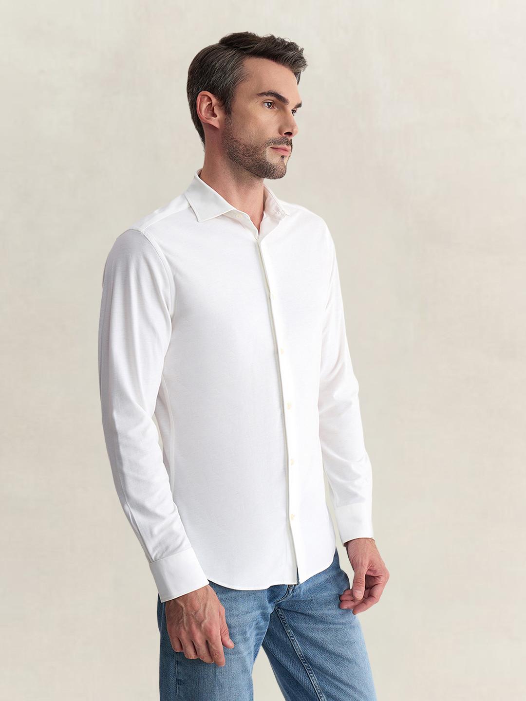 Gant Men White Slim Fit Solid Cotton Blend Shirt