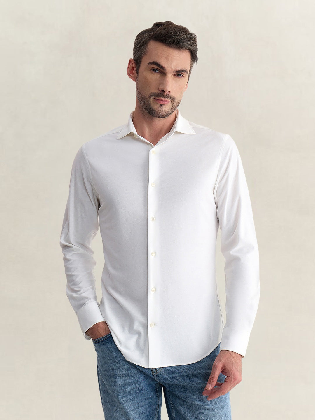 Gant Men White Slim Fit Solid Cotton Blend Shirt